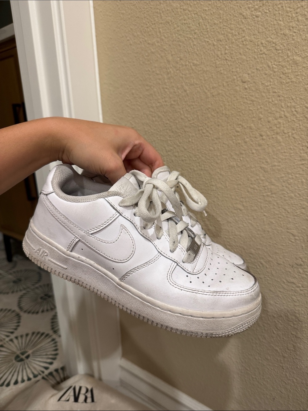 Nike White Low-Top Leather Sneakers